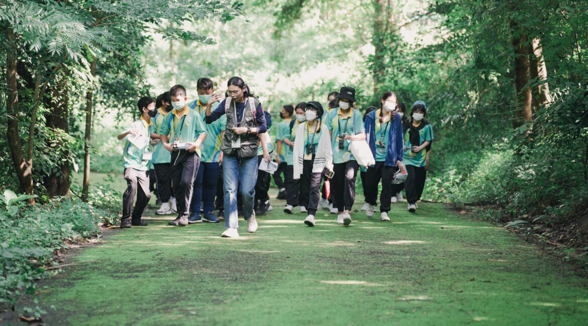 กิจกรรม “แรงบันดาลใจจากธรรมชาติ สู่วิทยาศาสตร์และเทคโนโลยี” สำหรับนักเรียนห้องเรียนพิเศษวิทยาศาสตร์ คณิตศาสตร์ และเทคโนโลยี (SMT)